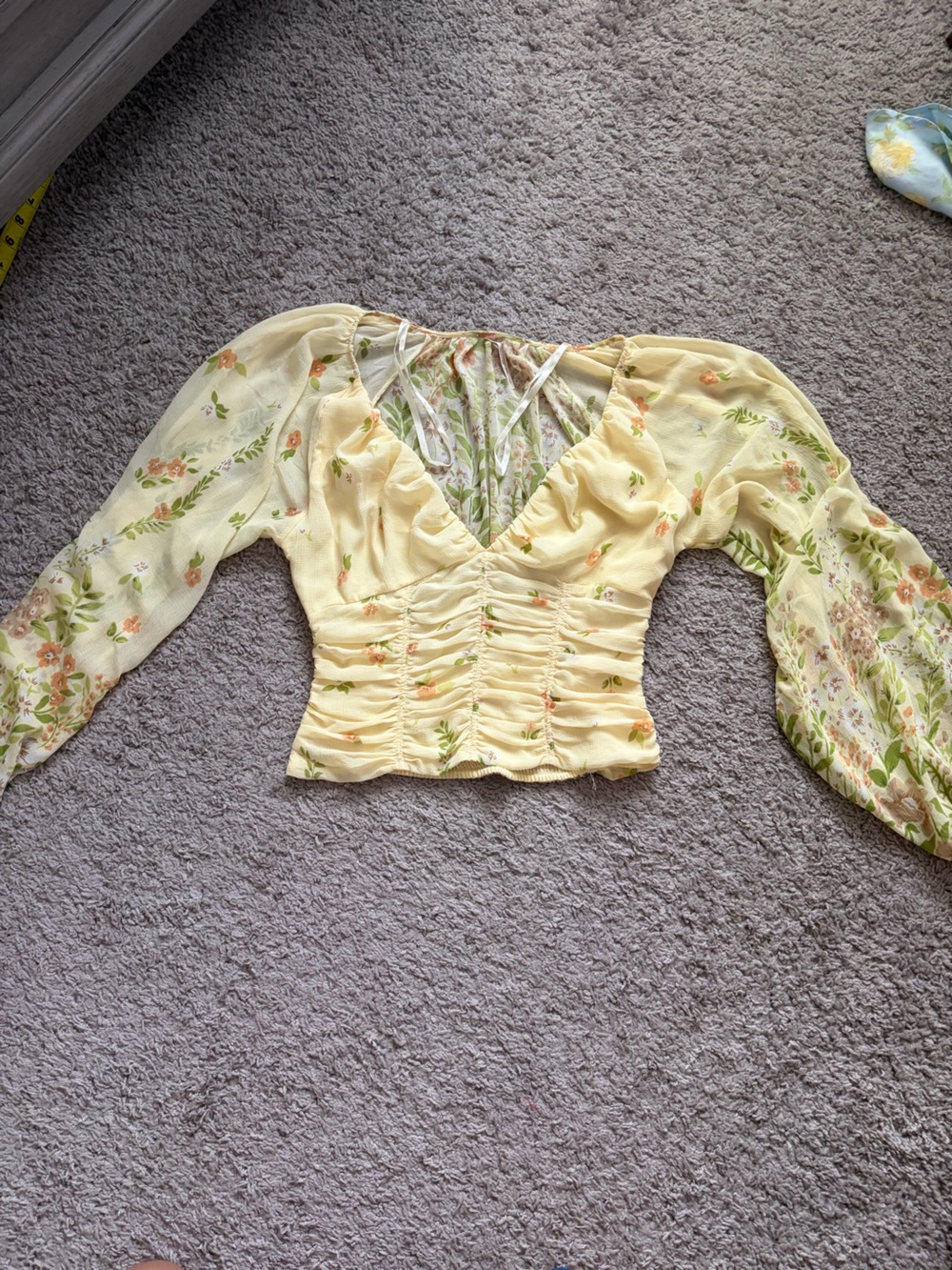 Free People Pale Yellow Floral Ruched Peasant Top
